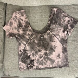 Lululemon Lavender Tie-Dye Top Size 8